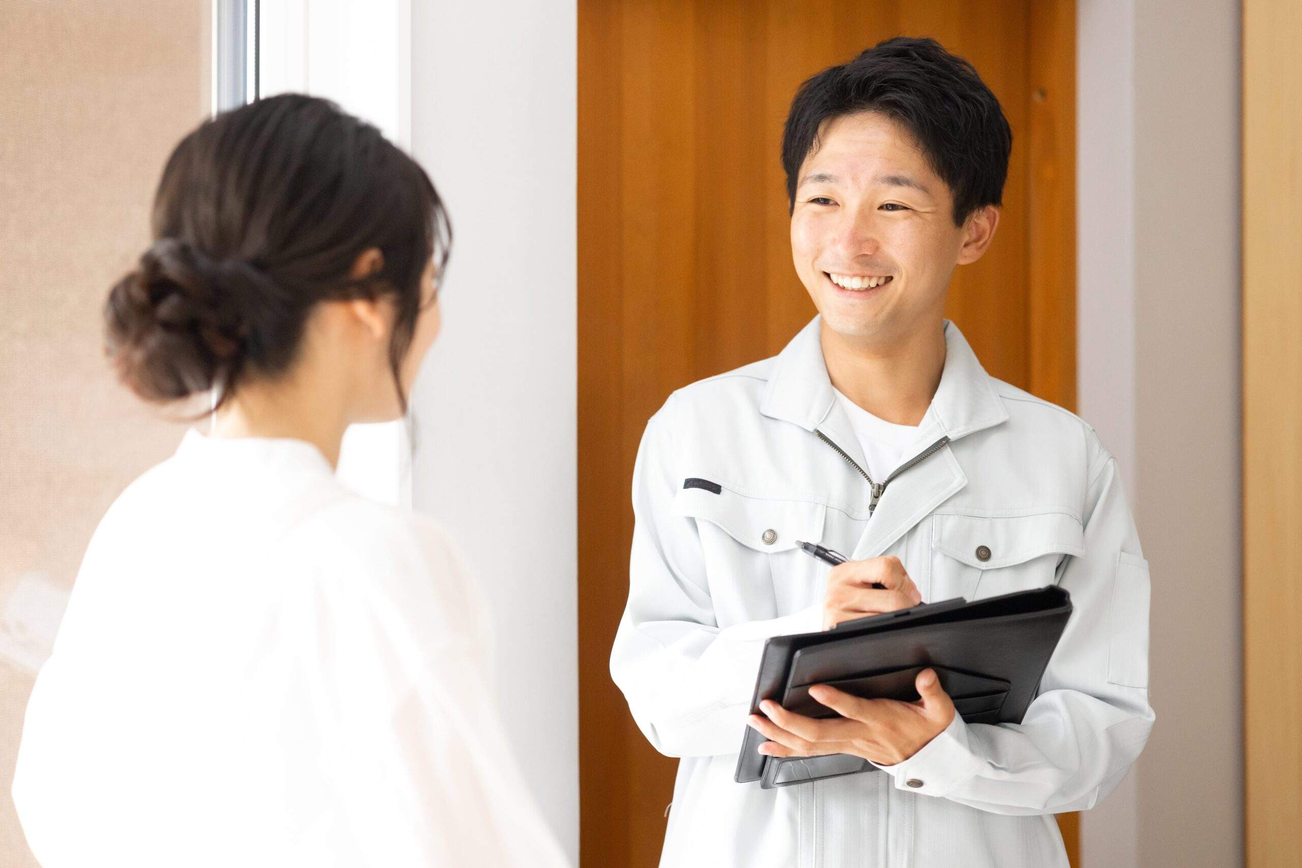 住まいについて相談する二人
